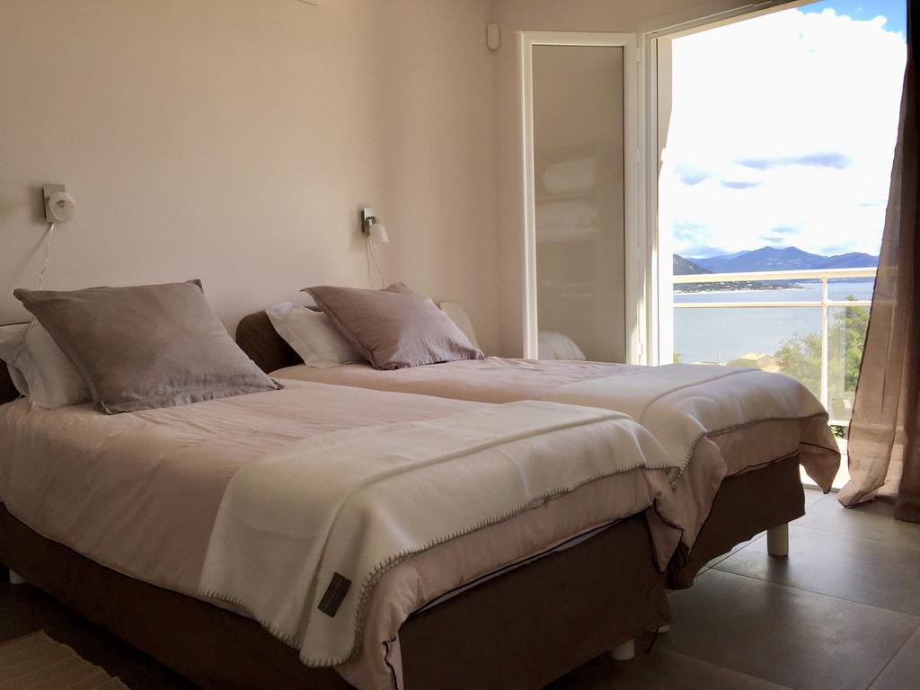 Les Villas MarInCelu Porto-Pollo Extérieur photo